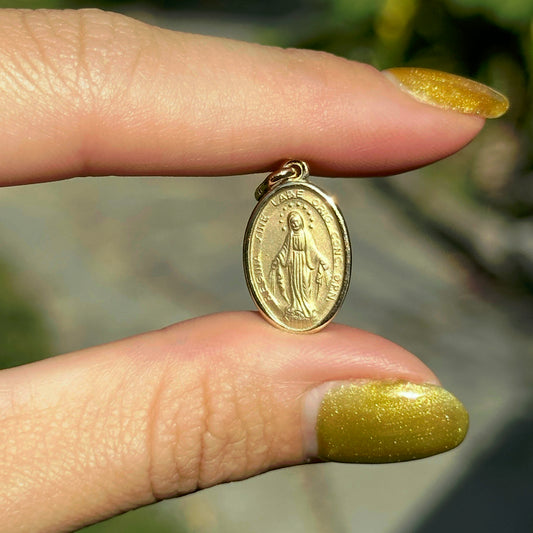 14KT Yellow Gold Matte Oval Miraculous Medal Pendant Charm 18mm