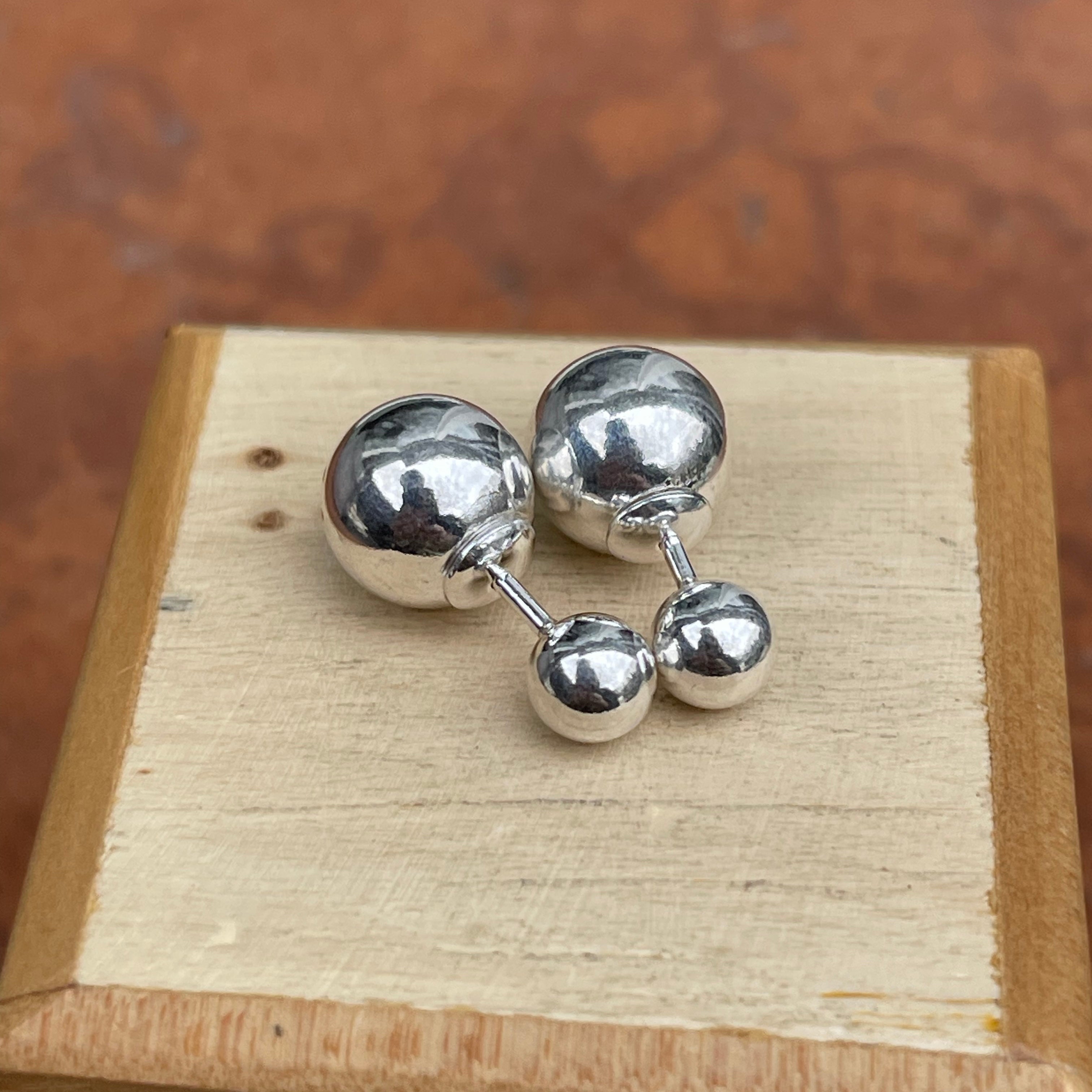 Double fashion ball stud earrings