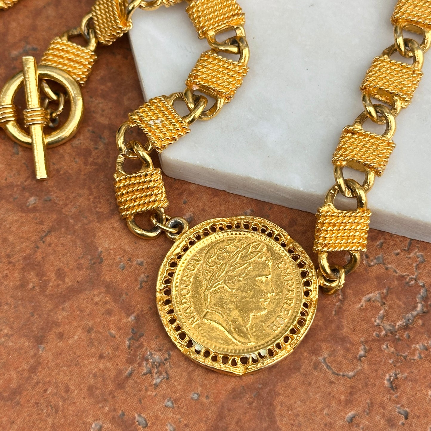 Estate Gold-Tone Napoleon Replica Coin Oval Wrapped Link Necklace + Toggle