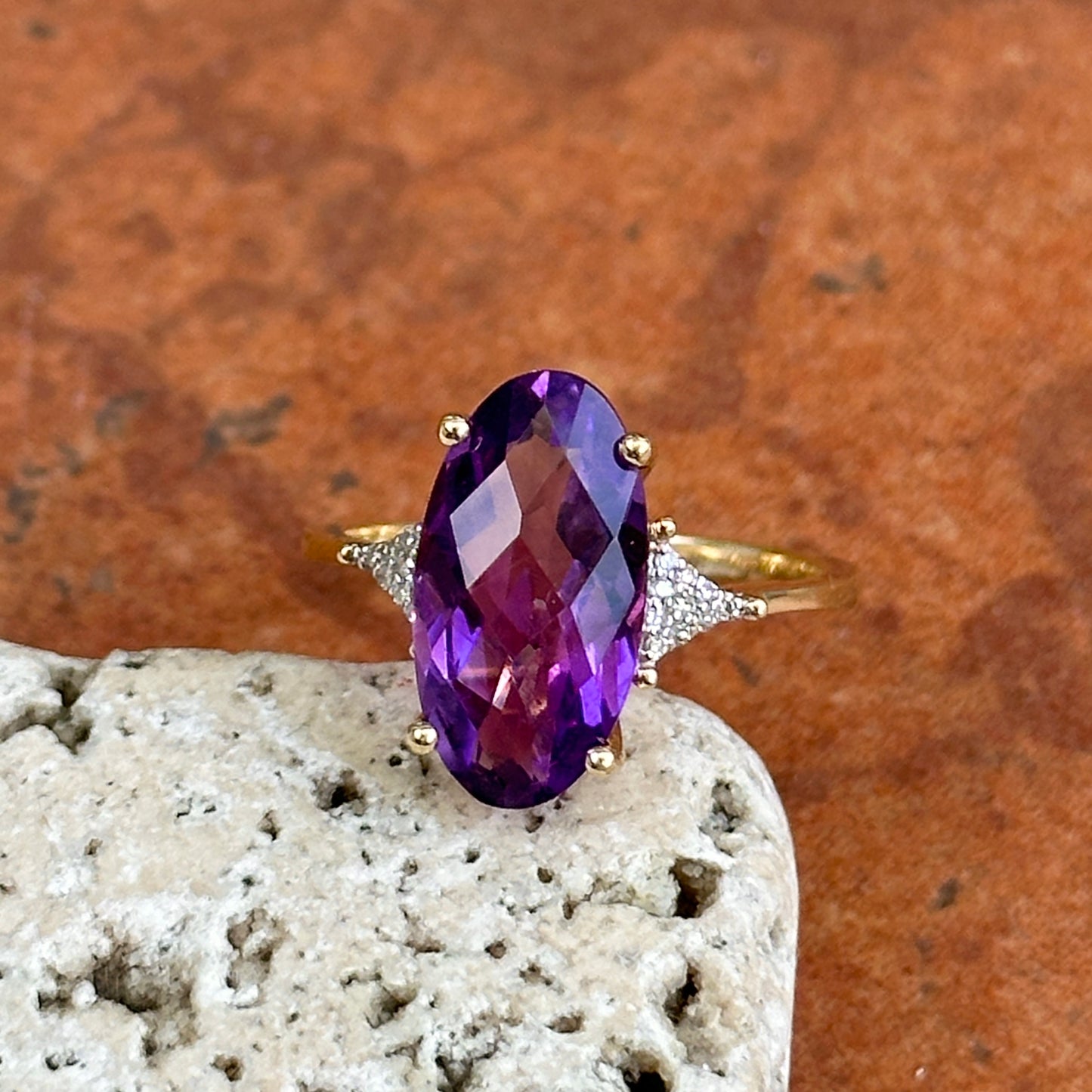 14KT Yellow Gold Oval Checkerboard Cut Amethyst + Round Diamond Ring