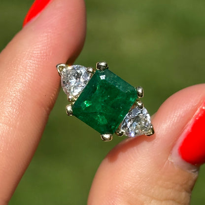 Estate 14KT Yellow Gold 2.89 CT Emerald-Cut Emerald + Trillion Diamond Ring