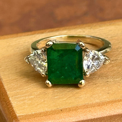 Estate 14KT Yellow Gold 2.89 CT Emerald-Cut Emerald + Trillion Diamond Ring