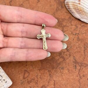10KT Yellow Gold Detailed Crucifix Cross Pendant Charm