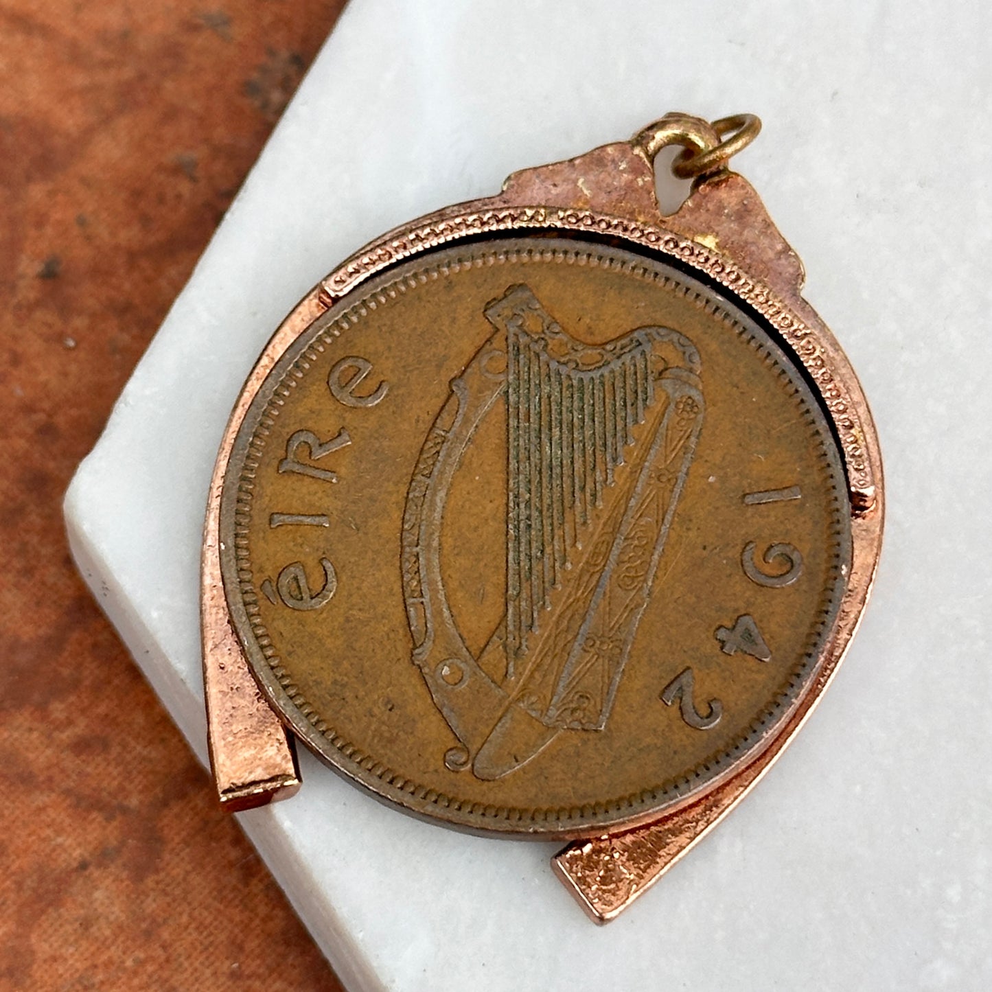 Copper Horseshoe and 4 Leaf Clover + 1942 Erie Harp Hen Irish Coin Pendant