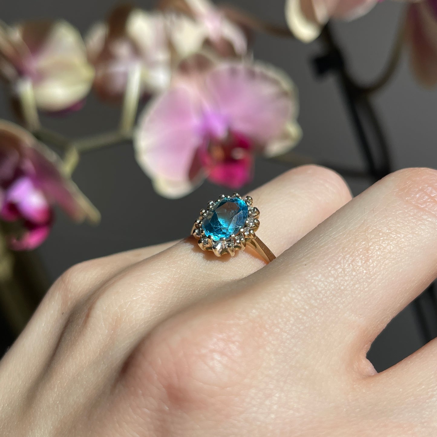 Estate 10KT Yellow Gold Oval Blue Topaz + Diamond Halo Ring