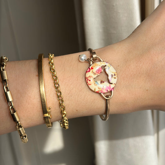 Estate Yellow Gold Tone Floral Painted Enamel Cutout Longhorn Pearl Dangle Bracelet