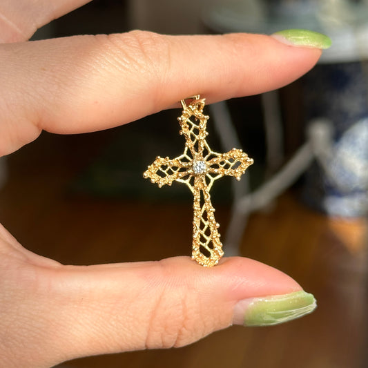 Estate 14KT Yellow Gold Round Diamond Cut Out Cross Pendant