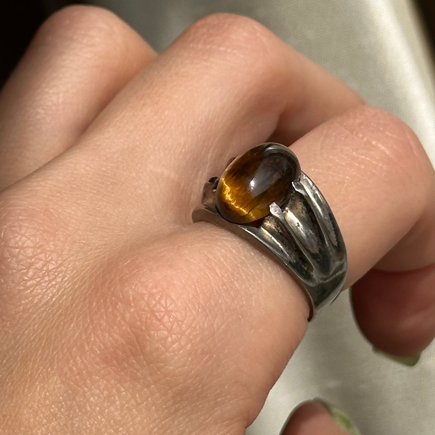 Estate Sterling Silver Oval Cabochon Tiger's Eye Ring