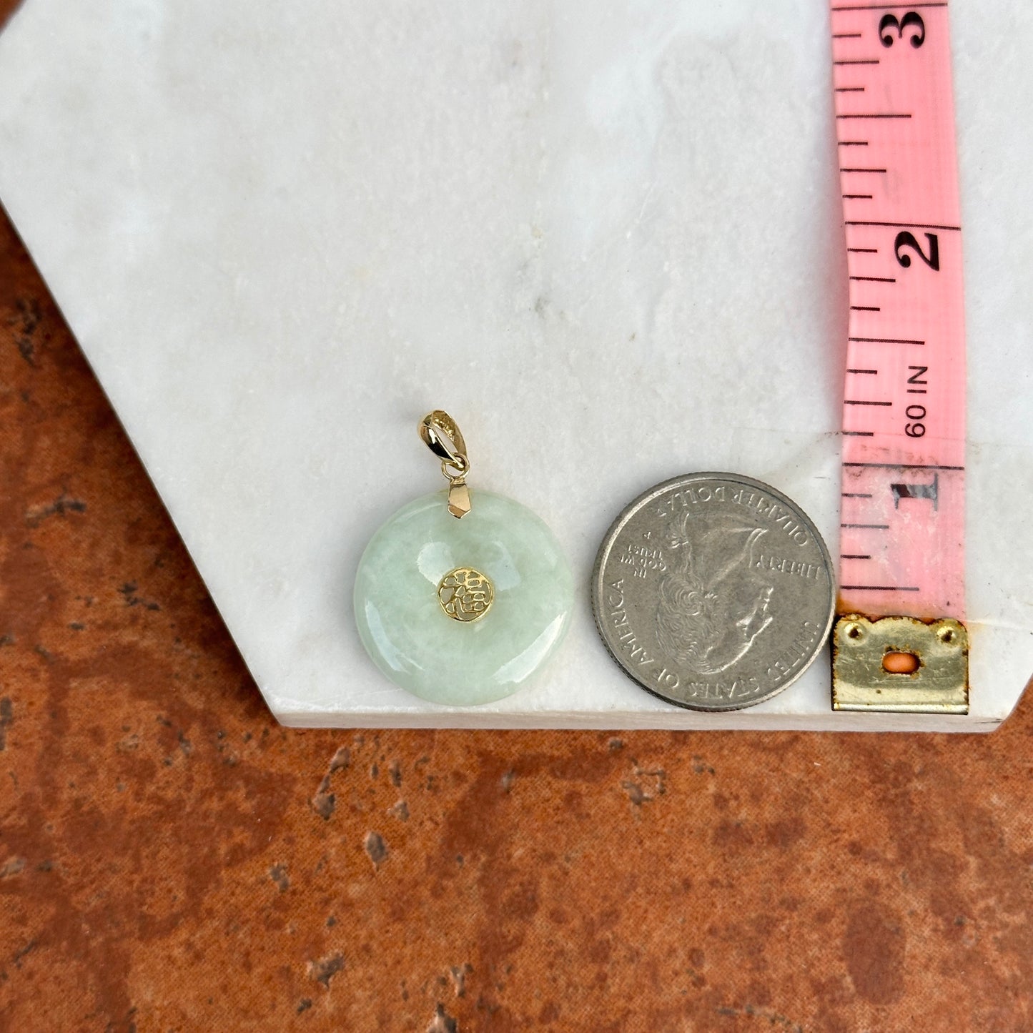 Vintage 14KT Yellow Gold Pale Green Celadon Jade with Pendant