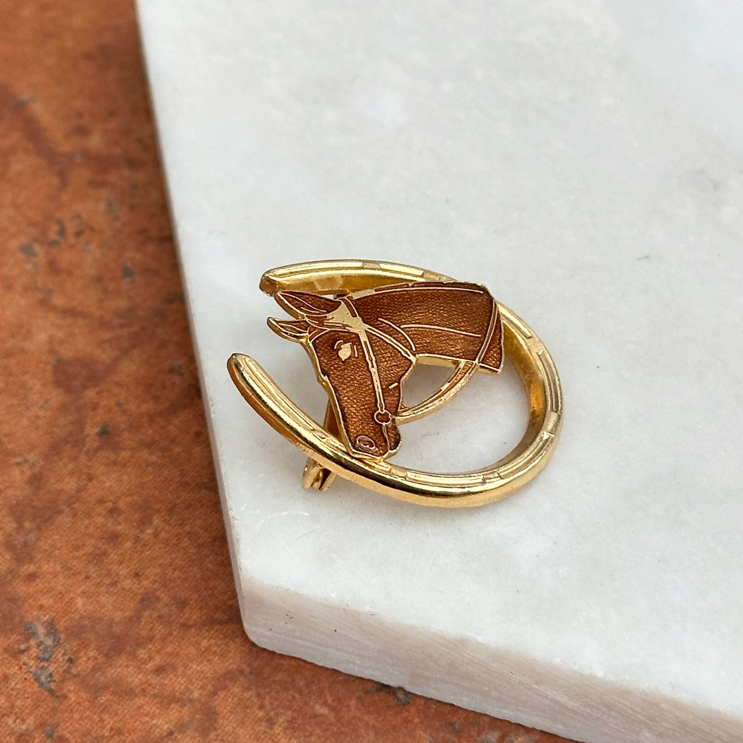 Estate Yellow Gold Tone Enamel Horse Head in Horseshoe Pin/Brooch