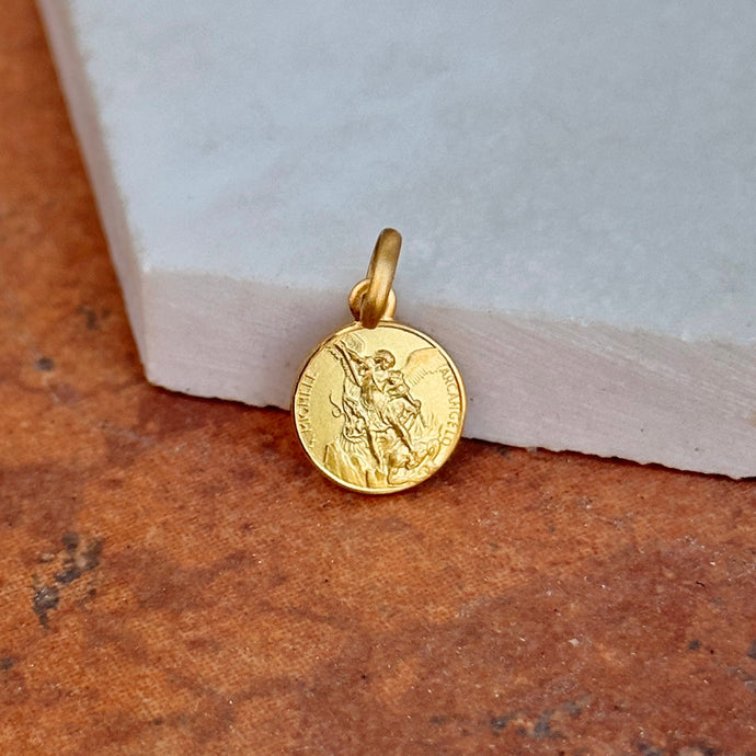 14KT Yellow Gold Matte St Michael Round Medal Pendant Charm 10mm