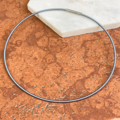 Stainless Steel Montana Blue 2.4mm Spiral Collar Necklace 16.5"