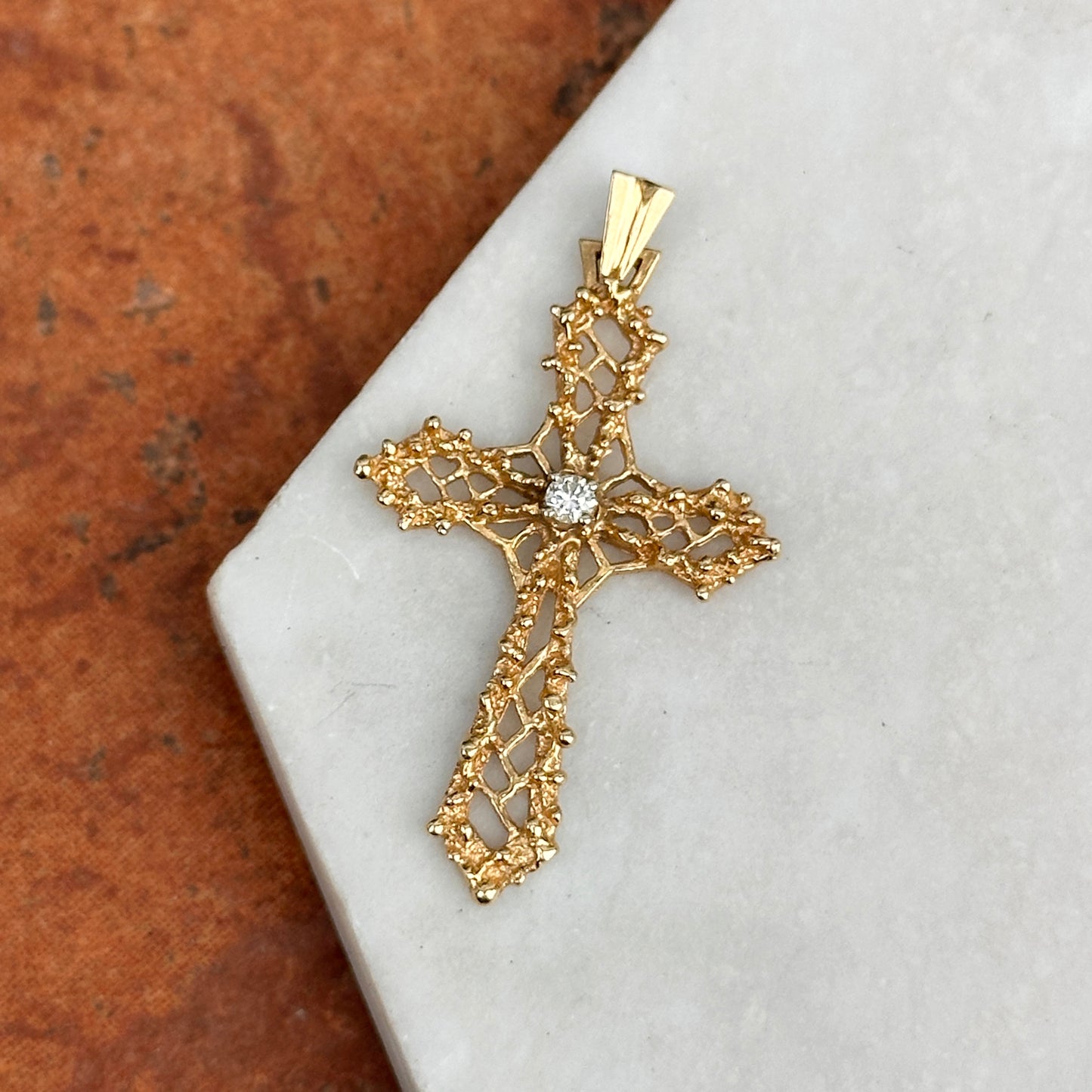 Estate 14KT Yellow Gold Round Diamond Cut Out Cross Pendant