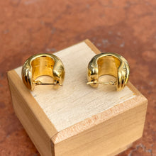 Load image into Gallery viewer, Estate 14KT Yellow Gold Ribbed Design Huggie Hoop Earrings
