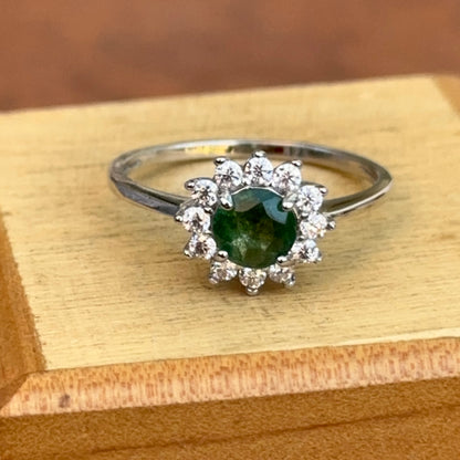 Estate 14KT White Gold Round Emerald Halo Ring