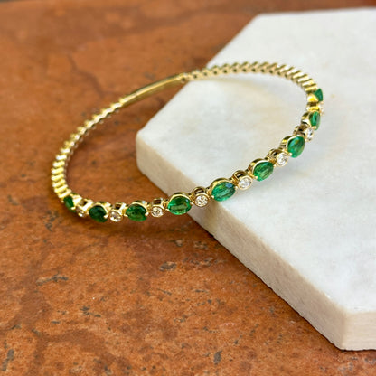 Estate 14KT Yellow Gold Oval Emerald + Bezel Set Diamond Flexible Bracelet