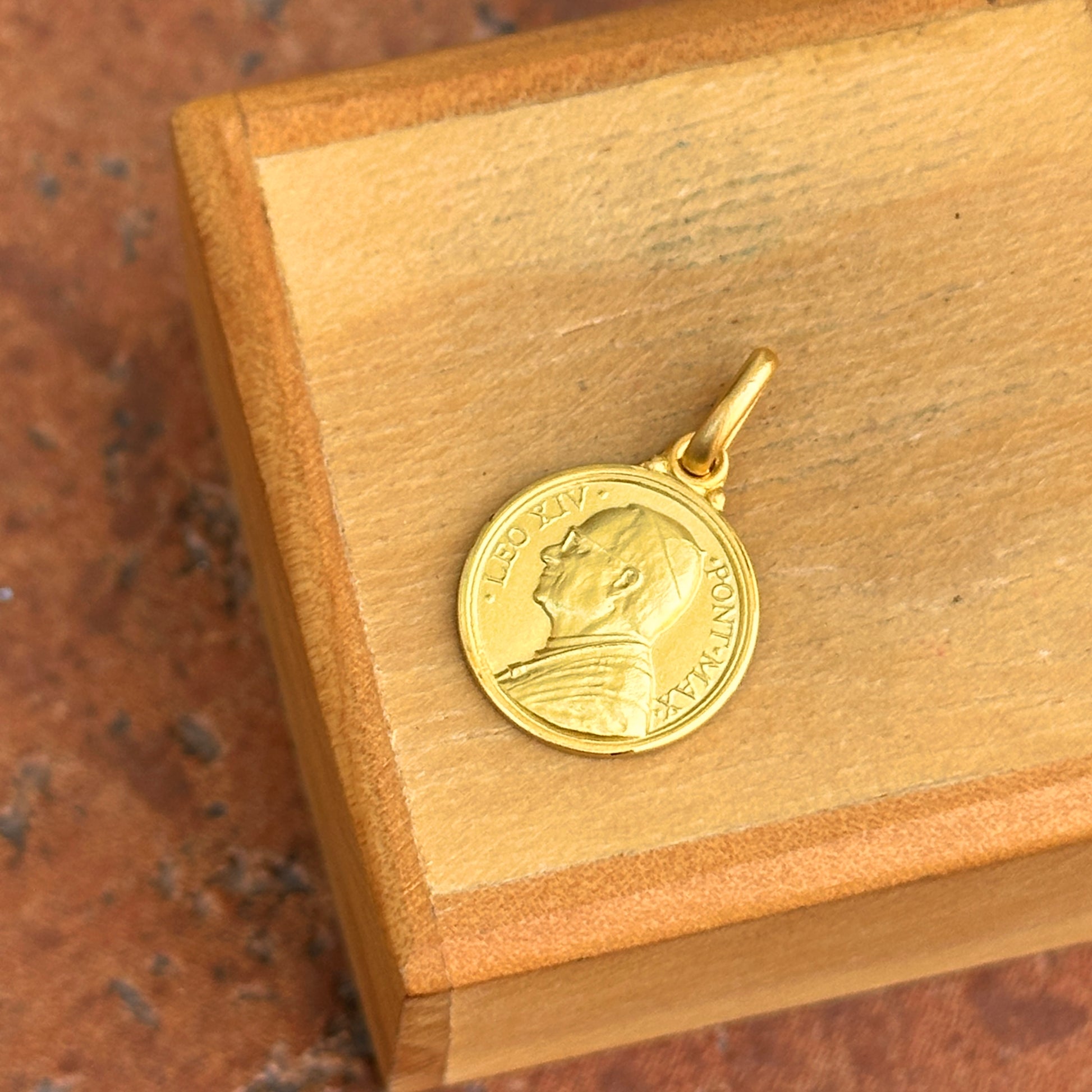 14KT Yellow Gold Pope Leo XIV Round Medal Matte Pendant 14mm - LSJ