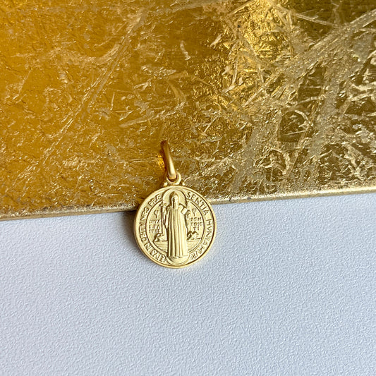 14KT Yellow Gold Matte St Benedict Round Medal Pendant 14mm