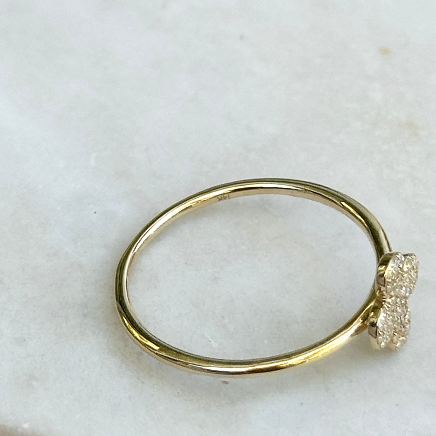 14KT Yellow Gold Round Diamond Clover Ring
