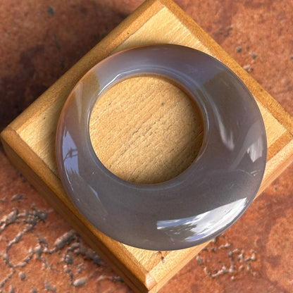 Estate Lavender Agate Round Pendant 45mm