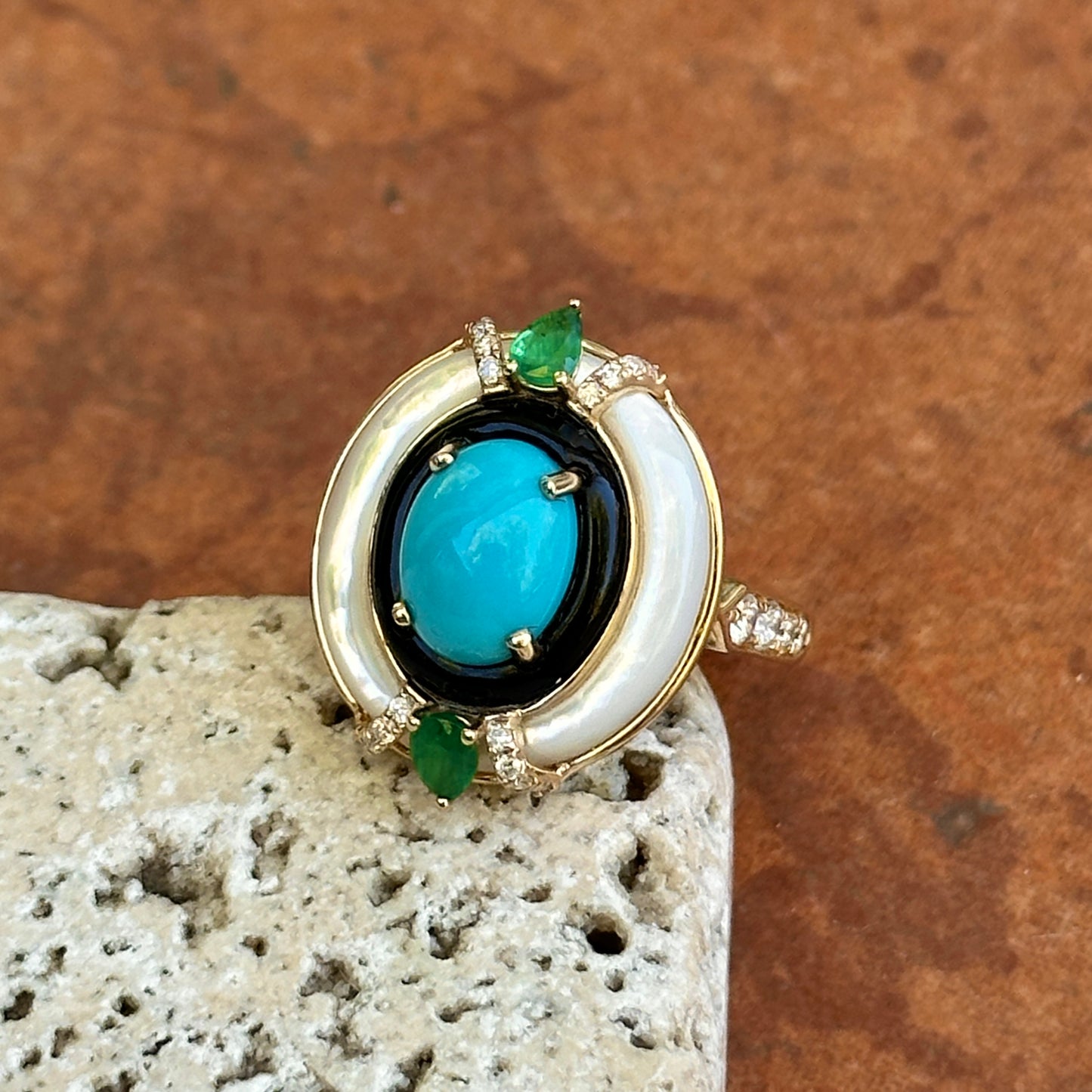 Estate 14KT Yellow Gold Turquoise, Diamond, Onyx, Mother of Pearl Ring