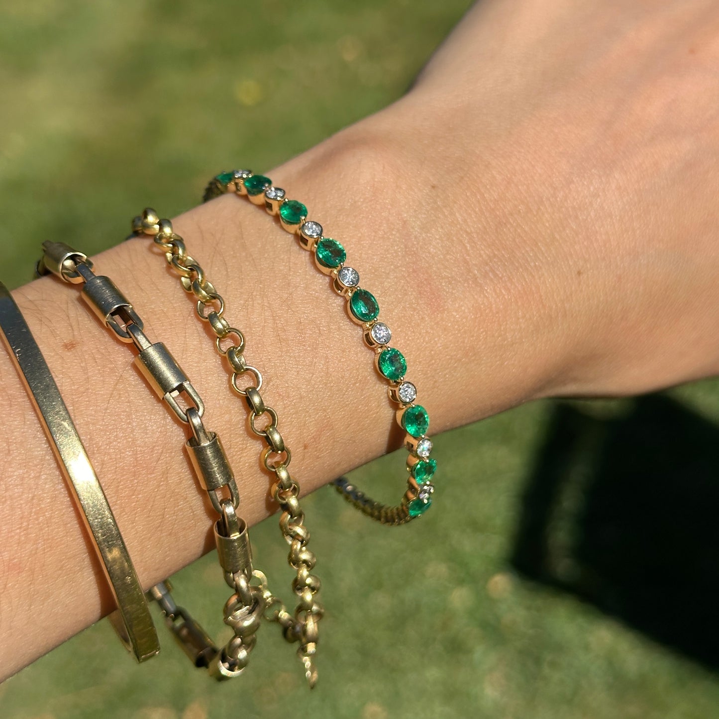 Estate 14KT Yellow Gold Oval Emerald + Bezel Set Diamond Flexible Bracelet