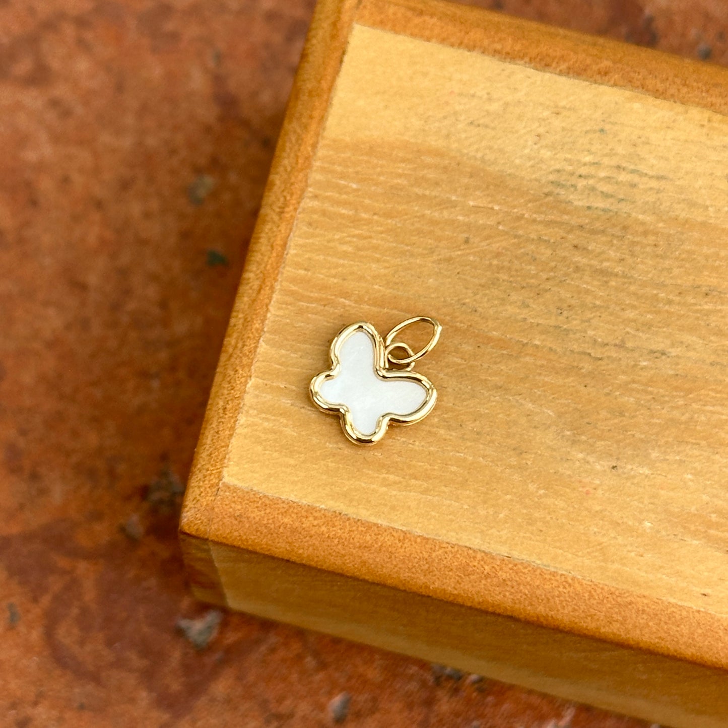 14KT Yellow Gold Mother of Pearl Butterfly Pendant Charm - LSJ