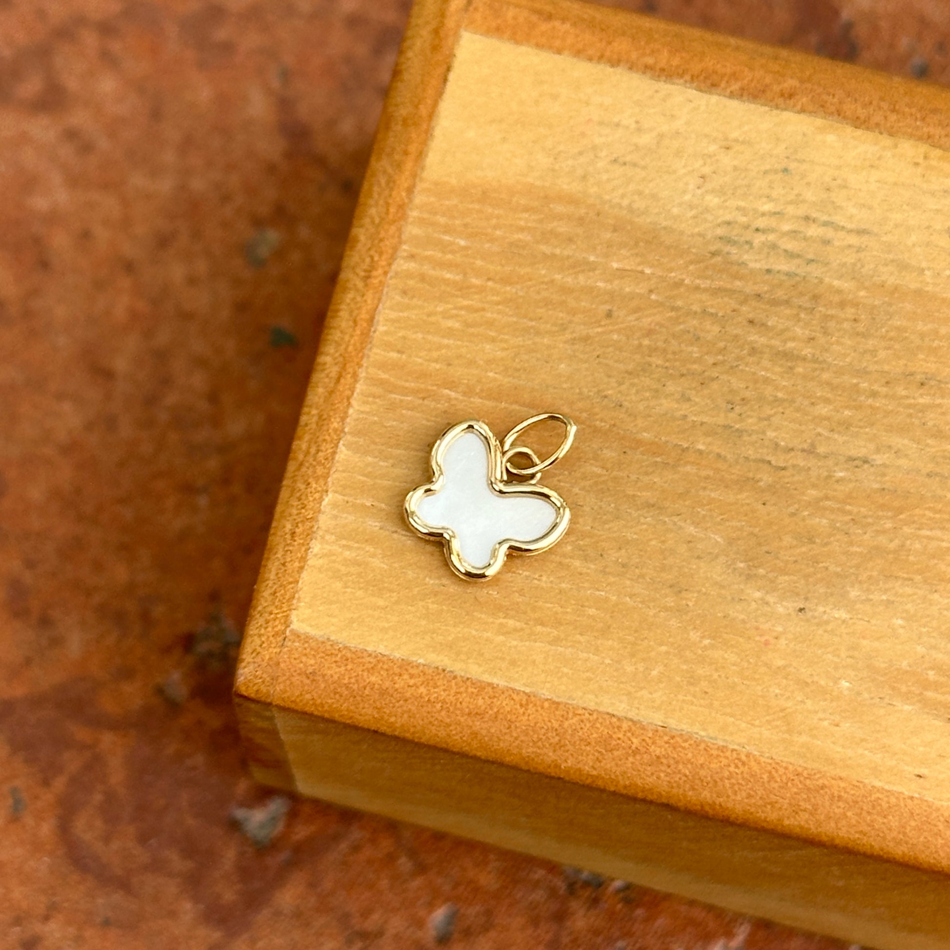 14KT Yellow Gold Mother of Pearl Butterfly Pendant Charm - LSJ