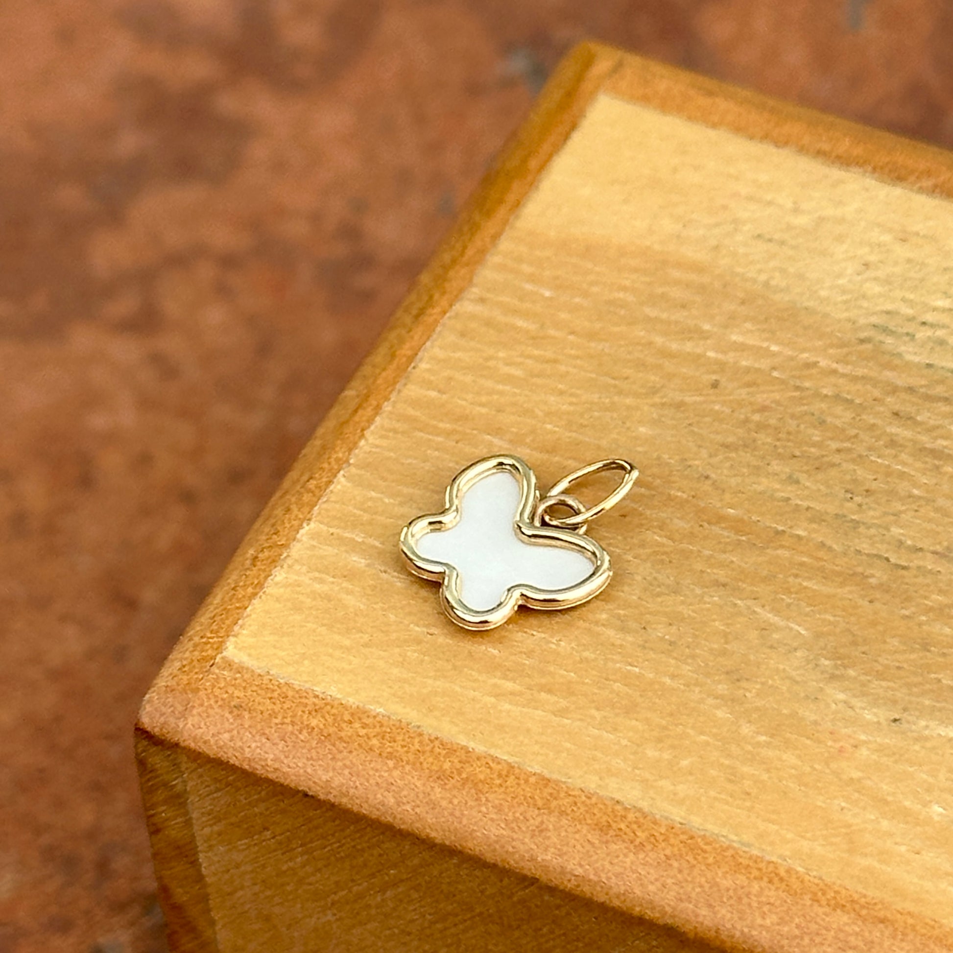 14KT Yellow Gold Mother of Pearl Butterfly Pendant Charm - LSJ