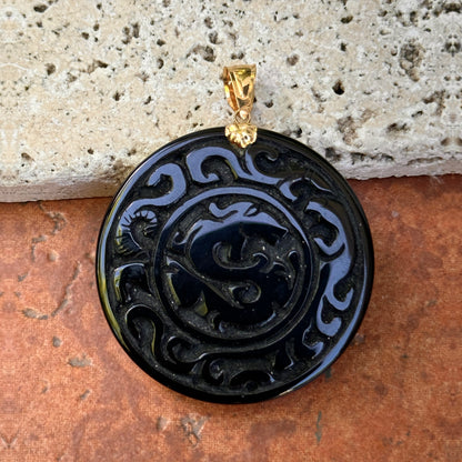 Estate 14KT Yellow Gold Carved Dragon Detail Genuine Black Onyx Large Round Circle Pendant 39mm