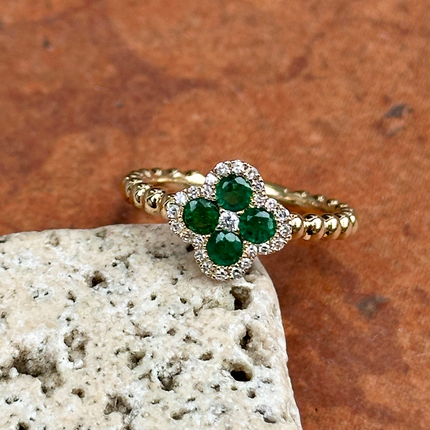 Estate 14KT Yellow Gold Green Emerald + Round Diamond Beaded Clover Ring