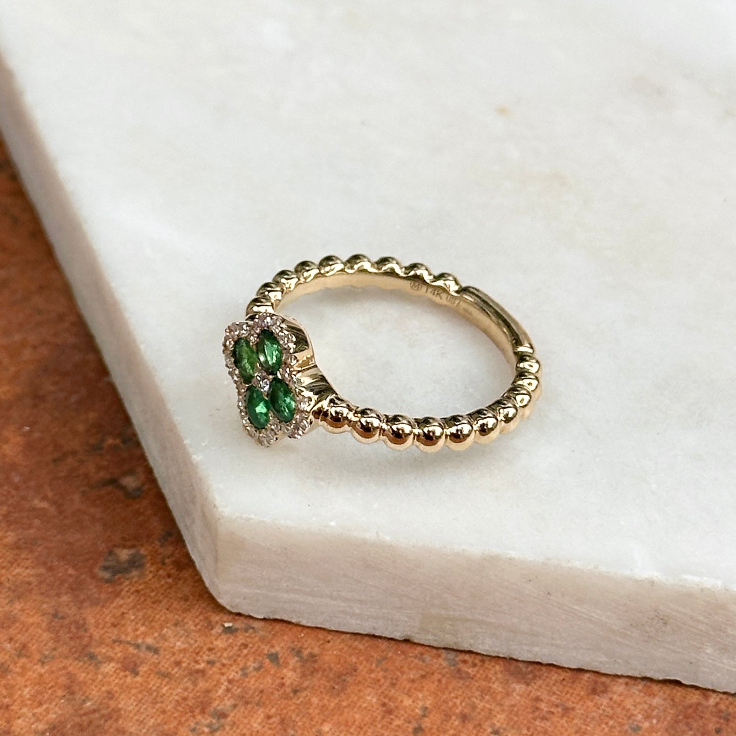 Estate 14KT Yellow Gold Green Emerald + Round Diamond Beaded Clover Ring