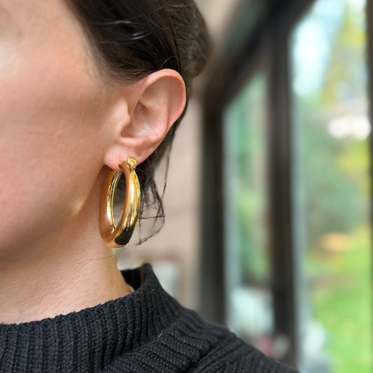 18KT Yellow Gold Graduated Round Tube Hoop Earrings 46mm