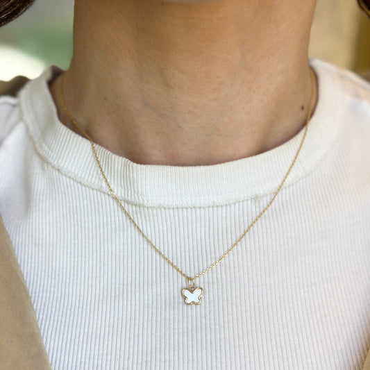 14KT Yellow Gold Mother of Pearl Butterfly Pendant Charm