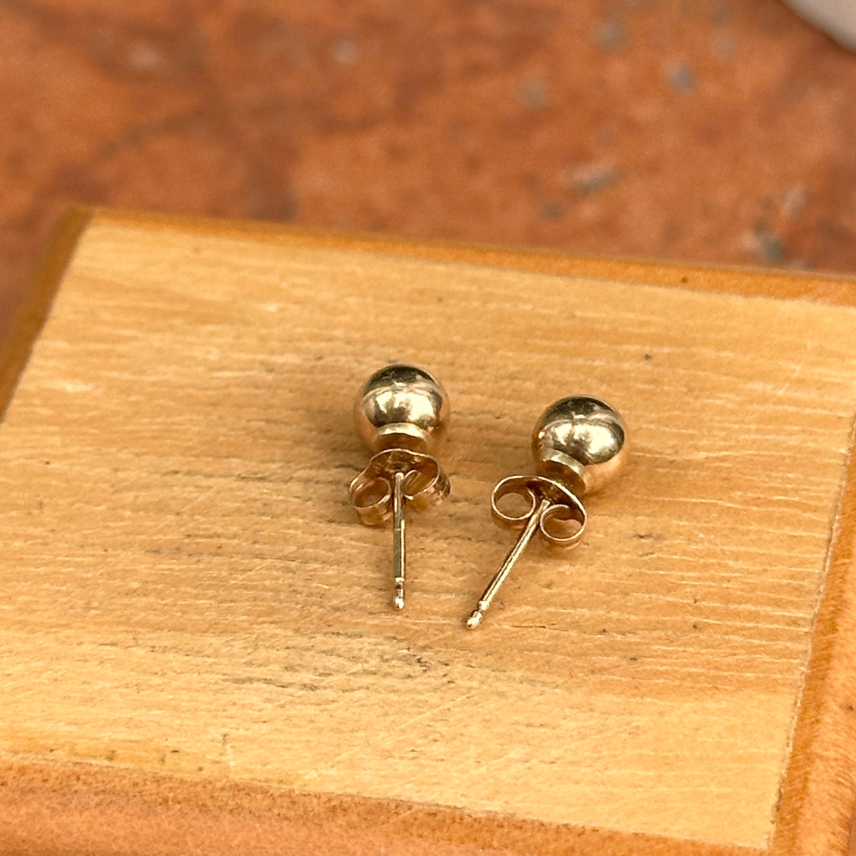 Estate 10KT Yellow Gold 5mm Ball Stud Earrings