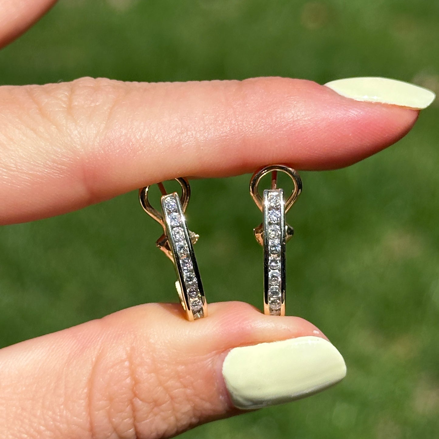Estate 14KT Yellow Gold Round Diamond Channel-Set J Hoop Earrings