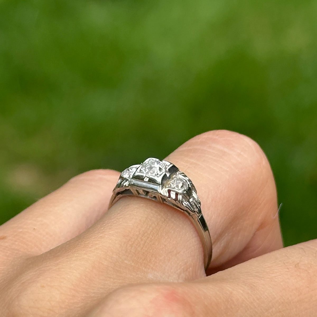 Estate 18KT White Gold Old Mine Diamond Filigree Ring