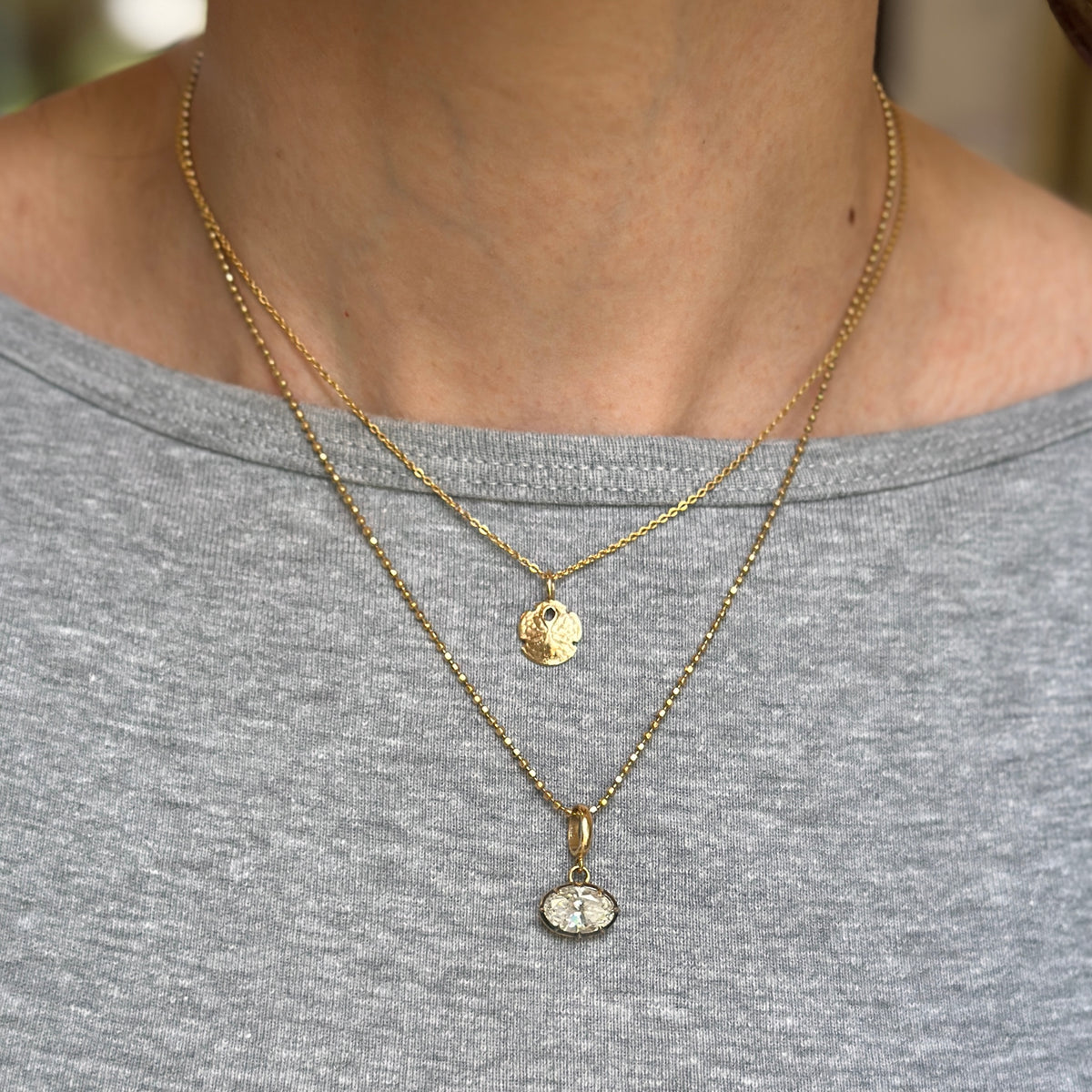 Estate 14KT Yellow Gold Mini Sand Dollar Pendant Charm