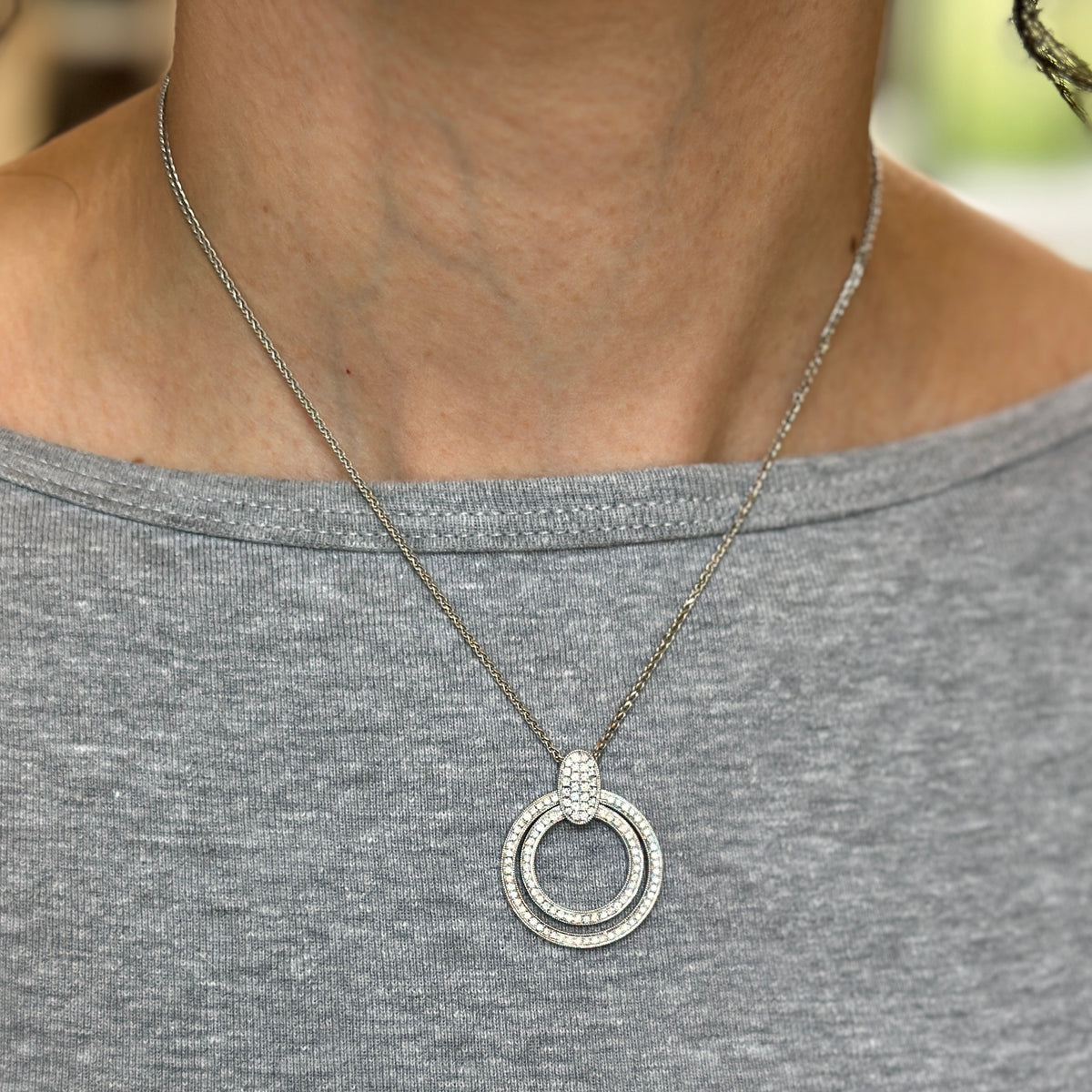 Estate 14KT White Gold Double Circle Diamond Necklace
