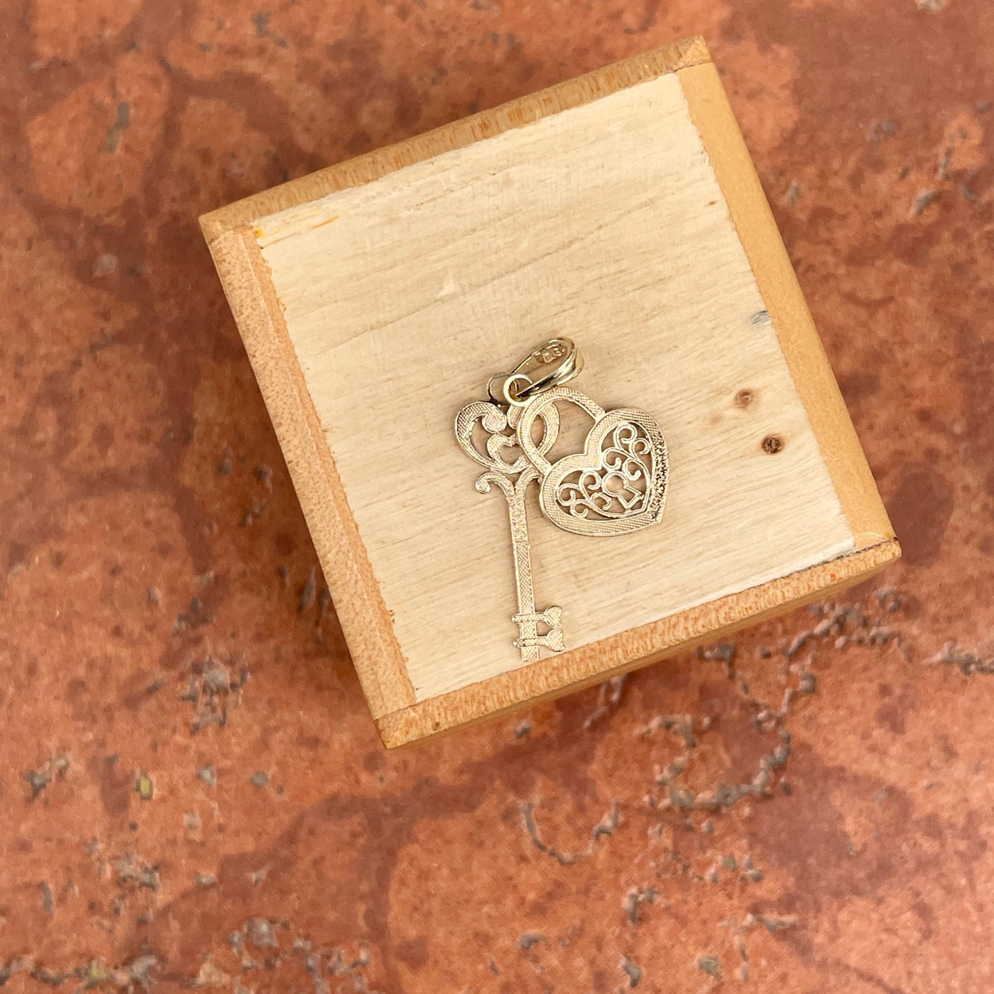 10KT Yellow Gold Filigree Heart + Key Pendant Charm