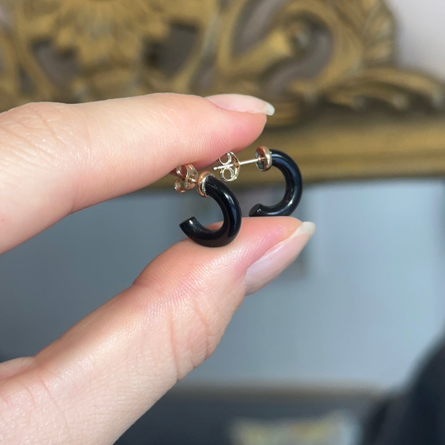 10KT Yellow Gold Black Onyx C-Shape Mini Hoop Earrings