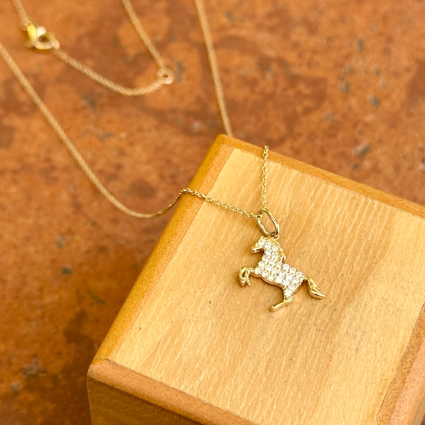 14KT Yellow Gold Pave Diamond Horse Cable Necklace Adjustable 18''