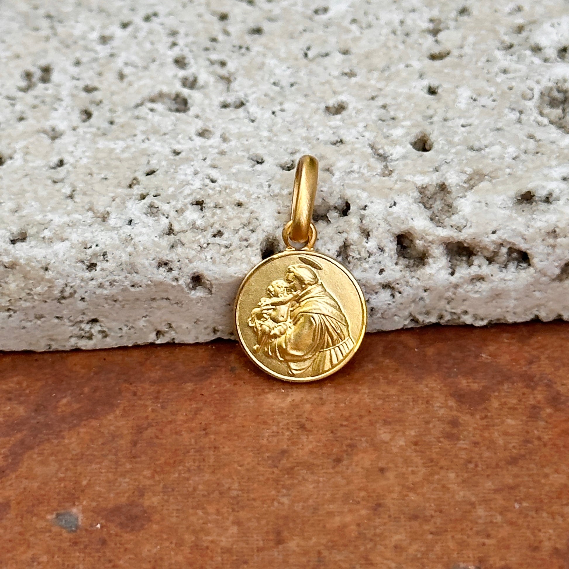 14KT Yellow Gold St Anthony Matte Medal Pendant 10mm – LSJ