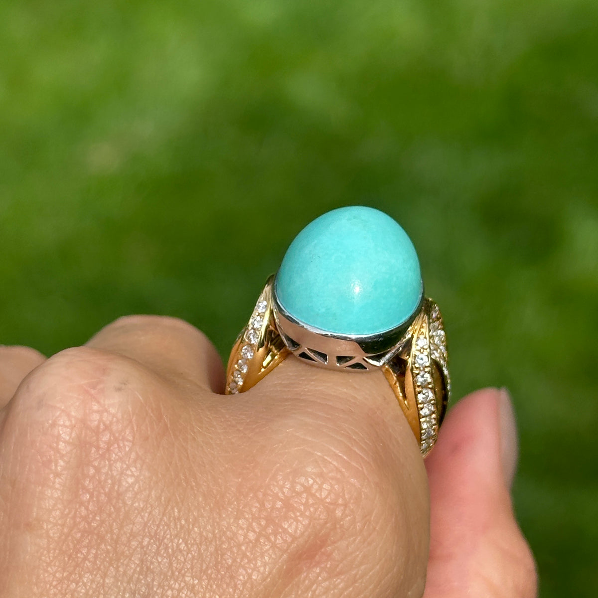 Estate 18KT Yellow Gold Oval 21 CT Turquoise + Diamond Ring