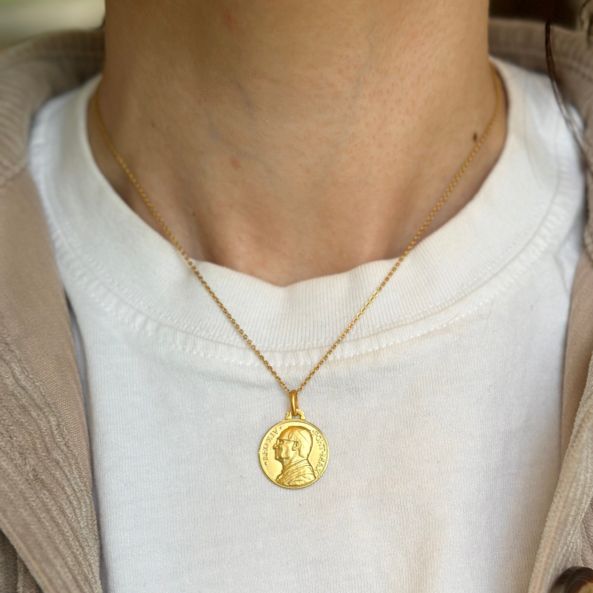 14KT Yellow Gold Matte Pope Leo XIV Round Medal Pendant 18mm - LSJ