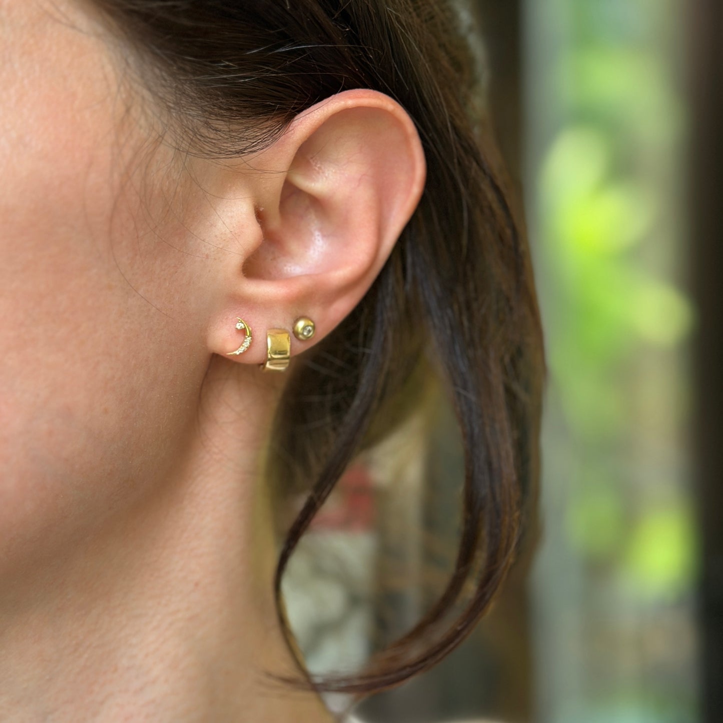 18KT Yellow Gold Diamond Crescent Moon Stud Earrings