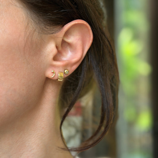 18KT Yellow Gold Diamond Crescent Moon Stud Earrings