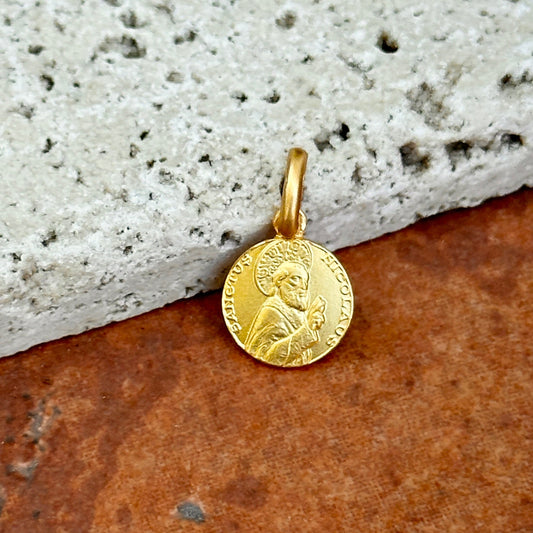 14KT Yellow Gold St Nicholas Round Medal Matte Pendant Charm 10mm