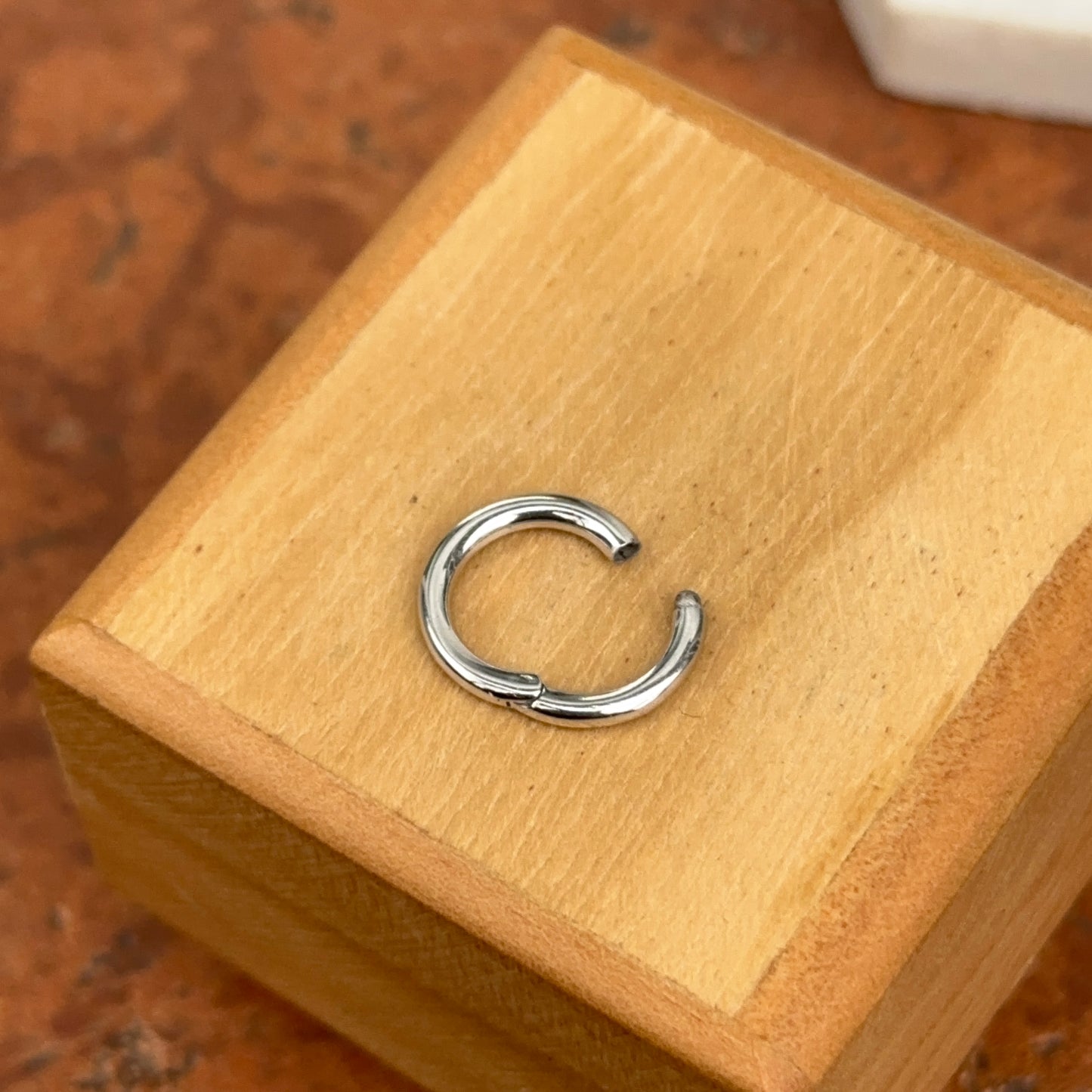 14KT White Gold Circle Push Lock Lock Clasp Charm Holder/ Connecter