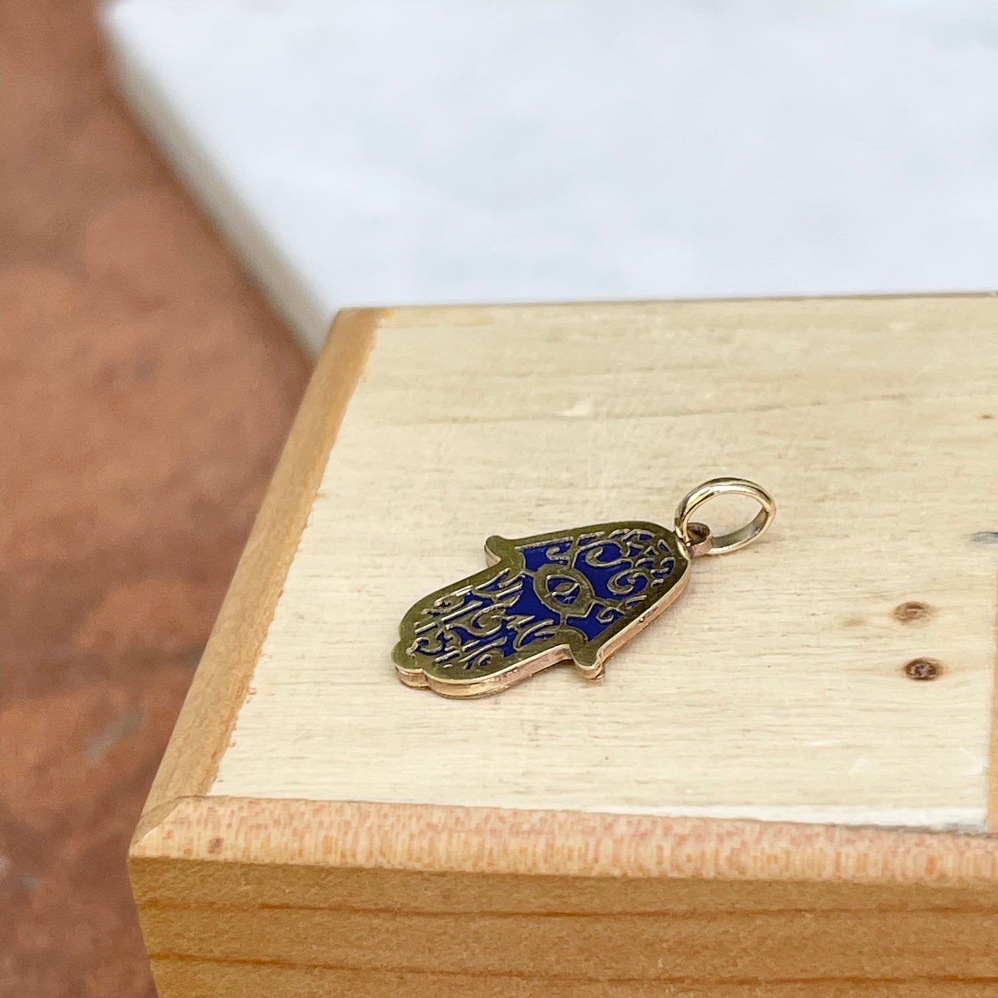 14KT Yellow Gold Lapis Filigree Hamsa Pendant Charm